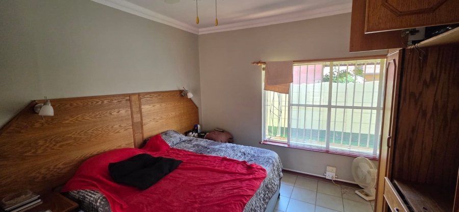 8 Bedroom Property for Sale in Meiringspark North West